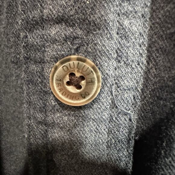 Duluth Trading Heavy Flannel Shirt Mens XL Button Up Blue Long Sleeve - Picture 3 of 8